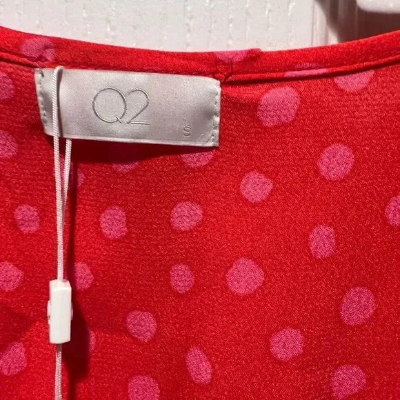 Q2 MAXI CINCHED AT THE WAIST DRESS WITH ANGEL SLEEVES IN RED POLKA size S - Picture 8 of 11